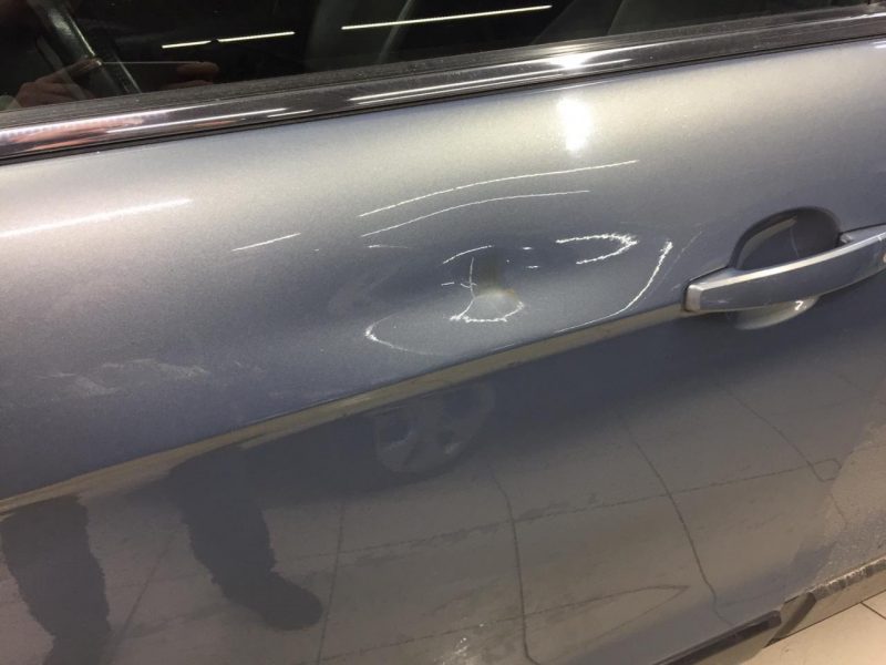 Chevrolet Captiva — ремонт вмятины на двери без покраски