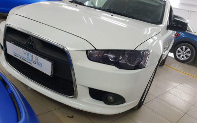 Mitsubishi Lancer — тонировка оптики пленкой Stek оттенок Dinoshade