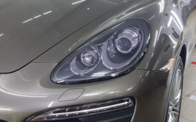 Porsche Cayenne S — бронирование передних и задних фонарей полиуретановой пленкой Stek с эффектом затемнения