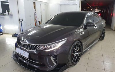 Kia Optima — тонировка лобового стекла, боковых стекол и задней полусферы пленкой UltraVision