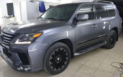 Lexus LX 570 — тонировка передних боковых стекол пленкой UltraVision 85% затемнения