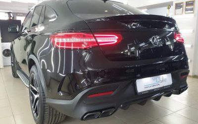 Mercedes-Benz GLE Coupe — установили пороги и нижний диффузор от AMG, сделали антихром и установили защитную сетку в бампер