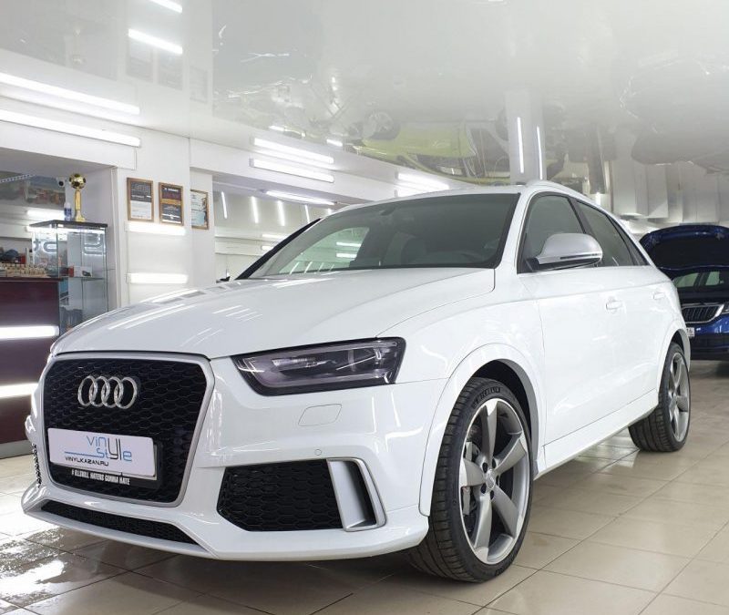 Audi RS Q3 — тонировка фар пленкой автомобиля Stek