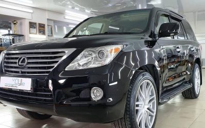 Полировка кузова автомобиля Lexus LX570