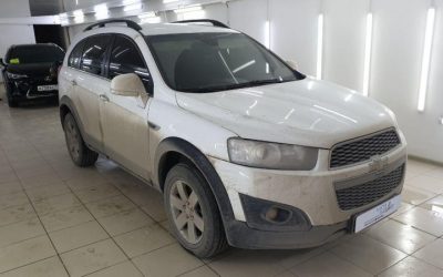 Chevrolet Captiva — тонировка боковых 4х стёкол пленкой Carbon 85% затемнения