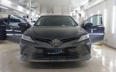 Toyota Camry — затонировали стекла автомобиля качественной плёнкой UltraVision 50% затемнения