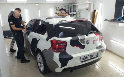 BMW1 в камуфляже — демонтаж плёнки и полировка фар