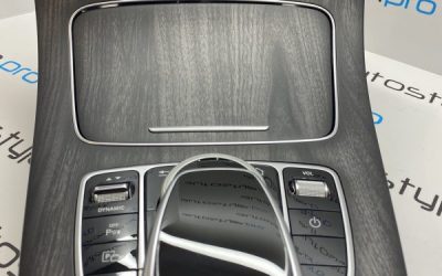 Mercedes E200 — аквапринт на центральную консоль под чёрное матовое дерево