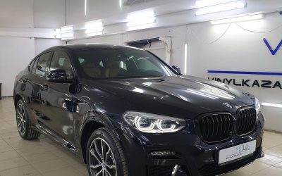 BMW X4 — бронирование кузова полиуретановой пленкой Premium класса, тонировка стекол атермальной пленкой