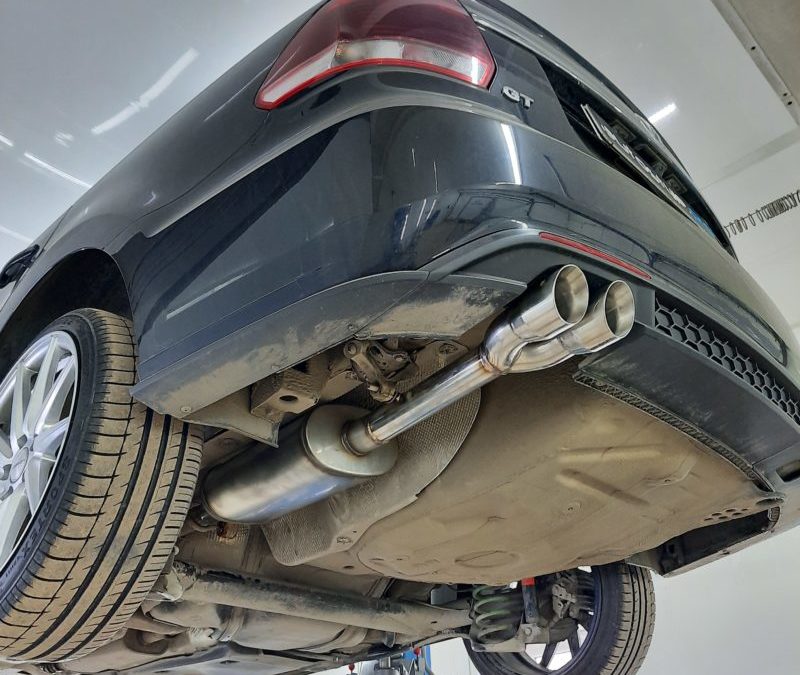 VW Polo GT — изготовили и установили downpipe, заменили стоковую банку