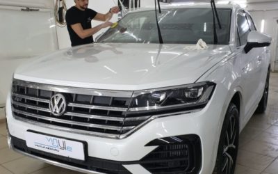 Новый VW Touareg — бронирование кузова защитной полиуретановой пленкой, бронирование лобового стекла