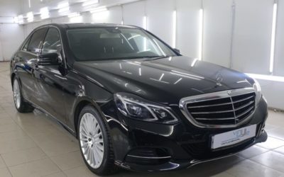 Mercedes E400 — легкая полировка кузова и химчистка салона автомобиля