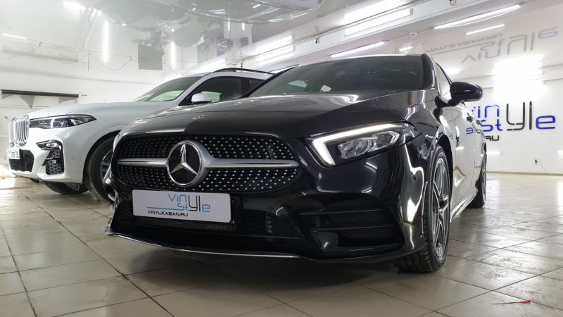 Комплексное бронирование кузова автомобиля и тонировка стекол пленкой Llumar — Mercedes A200