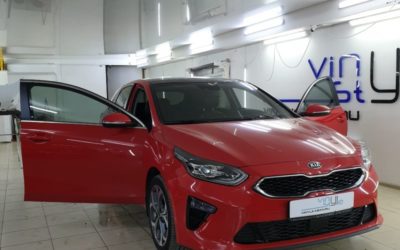 Затонировали Kia Ceed плёнкой Ultra Vision, полировка фар автомобиля и бронирование противотуманок