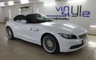 Полная оклейка BMW Z4 в белый перламутр