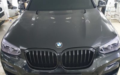 BMW X4 — антихром ноздрей, тонировка оптики, тонировка лобового и передних боковых