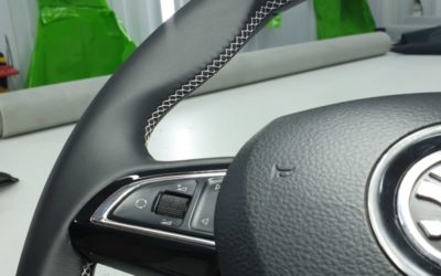 Перетяжка руля автомобиля Skoda Yeti в натуральную кожу