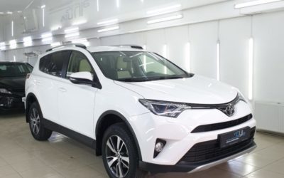 Toyota Rav4 — полировка кузова и нанесение керамики в 1 слой