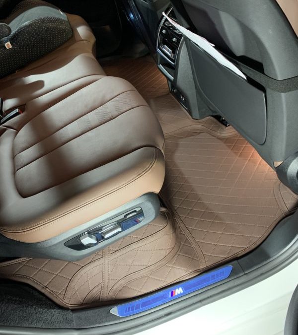 Пошив 3D ковров для BMW X7 по индивидуальному заказу