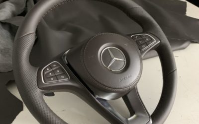 Перетянули руль под оригинальную кожу с перфорацией для автомобиля Mercedes GLS 350d