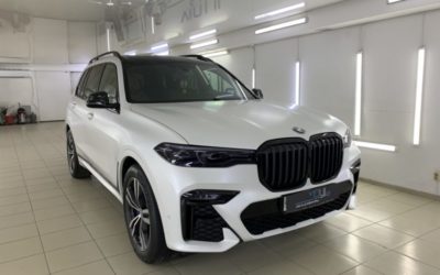 BMW X7 — бронирование кузова матовой полиуретановой пленкой Deltaskin, антихром