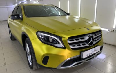 Mercedes GLA 200 — демонтировали виниловую плёнку