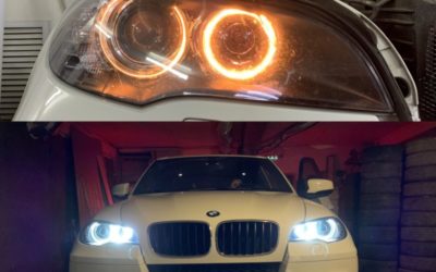 BMW X5 — заменили лампы в ангельских глазках на светодиодные лампы фирмы Sariti