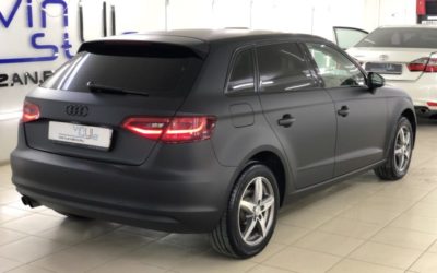 Audi A3 — оклейка кузова черной матовой пленкой, покраска значков, антихром, ремонт вмятин без покраски