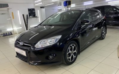 Глубокая полировка кузова автомобиля Ford Focus