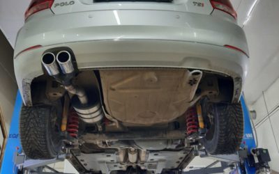 Volkswagen Polo — изготовили выхлопную трассу от Downpipe до насадок на комплектующих MG-RACE