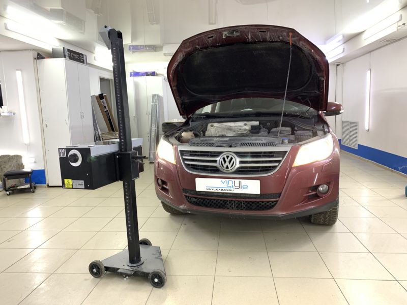 Регулировка фар автомобиля Volkswagen Tiguan по ГОСТ-у