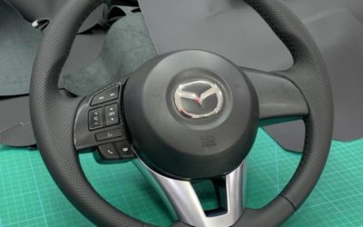 Перетянули руль от Mazda 3 полностью в натуральную кожу фабрики Wollsdorf, Австрия