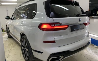 Тонировка стекол автомобиля BMW X7