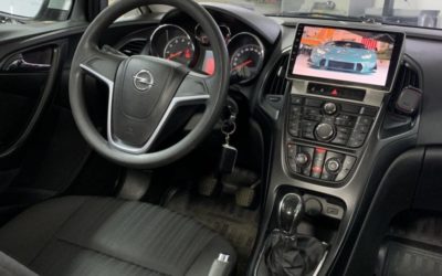 Opel Astra J — установка новой мультимедиа с 9 дюймовым экраном