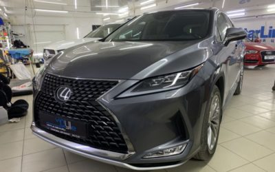 Установили омыватель штатной камеры заднего вида на Lexus RX 300, тонировка стекол пленкой UltraVision