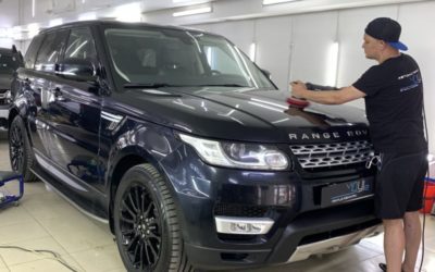 Range Rover Sport — полировка кузова, нанесение керамики, бронирование фар пленкой Stek, покраска решетки, перетяжка руля