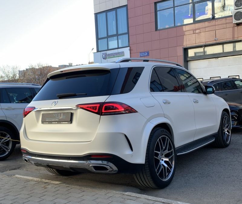 Mercedes GLE 450 — бронирование кузова полиуретановой пленкой, замена решетки радиатора