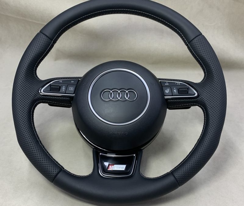 Audi A6 — перетянули руль в натуральную кожу Наппа с псевдоперфорацией