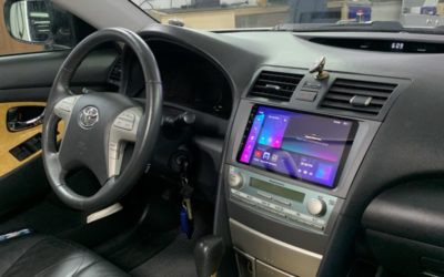 Toyota Camry 2006 года — установка Android мультимедиа и камеры заднего вида