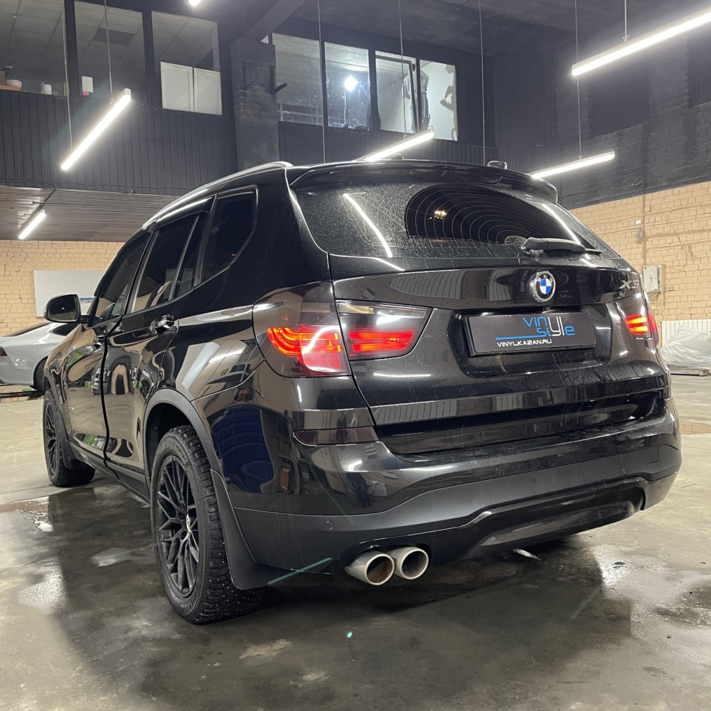 Установили омыватель на камеру заднего вида автомобиля BMW X3 - Vinyl Style