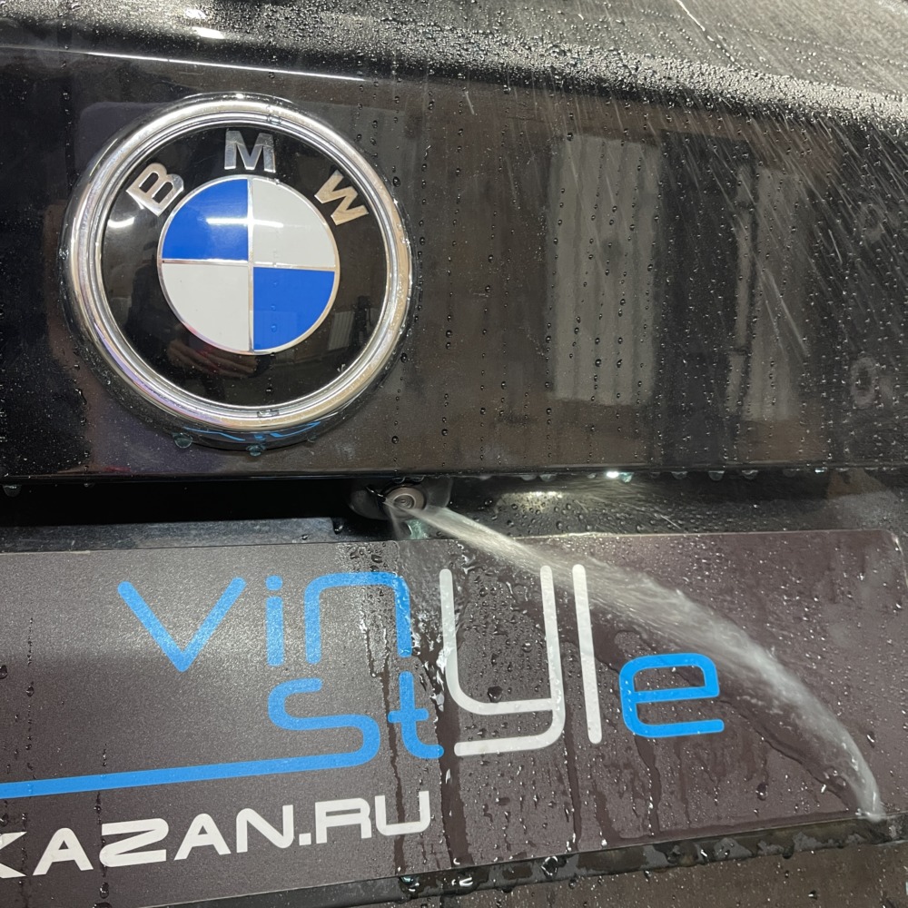 Установили омыватель на камеру заднего вида автомобиля BMW X3 - Vinyl Style