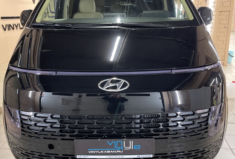 Новый Hyundai Staria — установили автосигнализацию StarLine E96 V2, забронировали кузов и экраны мультимедиа, тонировка стекол