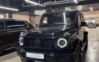 Установили бесштыревые доводчики на автомобиль Mercedes G350D