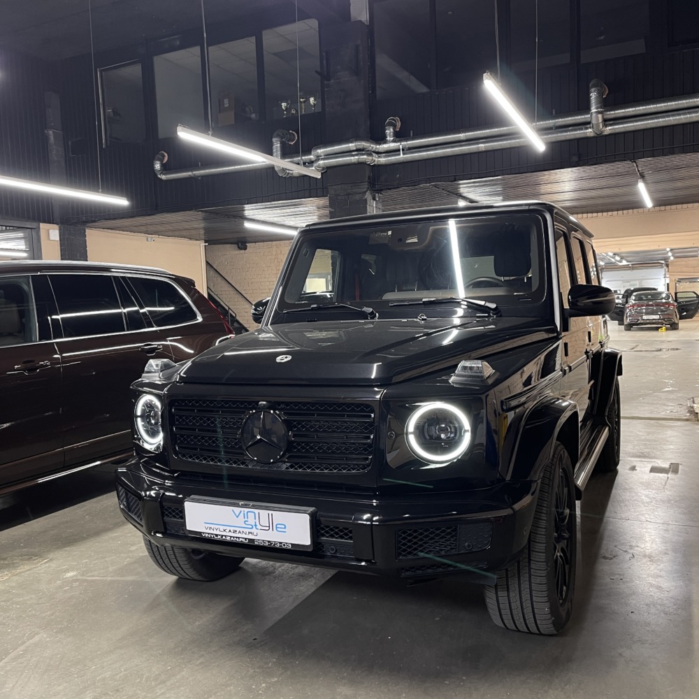 Установили бесштыревые доводчики на автомобиль Mercedes G350D - Vinyl Style