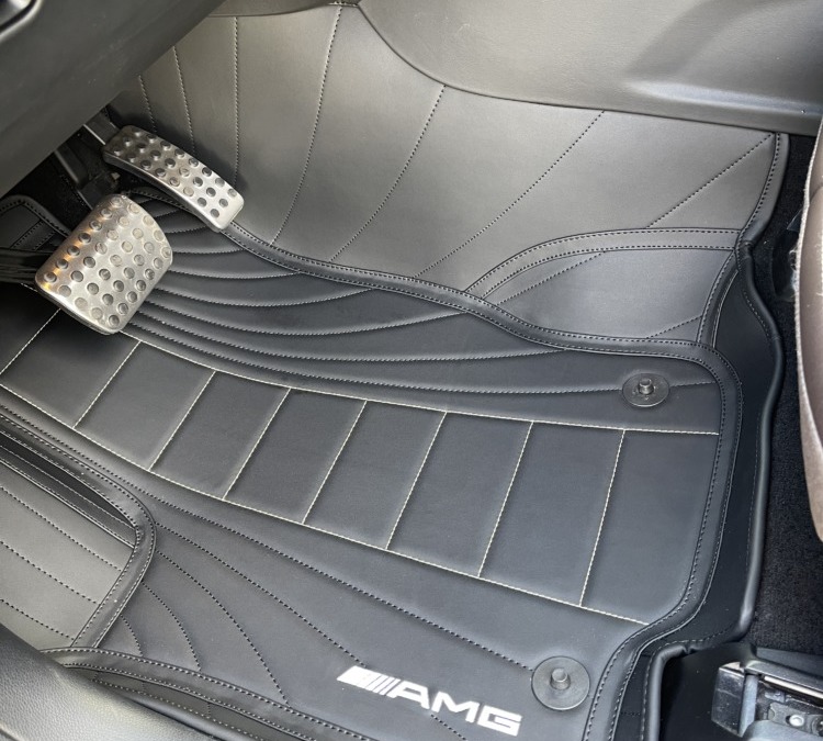Mercedes GLE 63 AMG — пошив 3D ковров в салон автомобиля и багажник, сшили так же комплект ворсовых