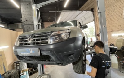 Renault Duster — замена тормозных накладок и дисков
