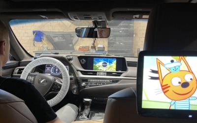 Lexus ES 250  2021 г.в. — установили блок Android, электропривод крышки багажника, доводчики дверей