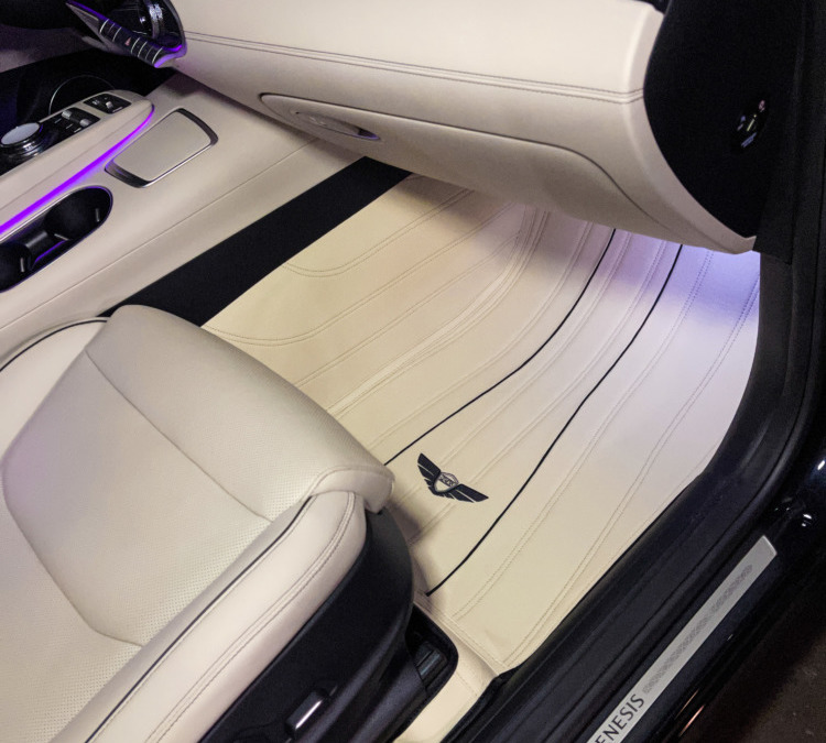 Пошив 3D ковров для автомобиля  Genesis GV 70