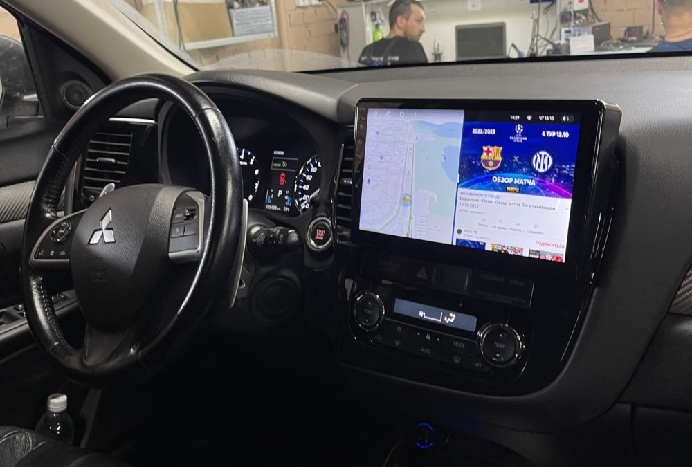 Mitsubishi Outlander 2014 года выпуска — установили развлекательно-навигационную систему на базе Андроид