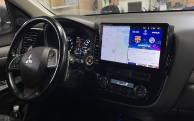 Mitsubishi Outlander 2014 года выпуска — установили развлекательно-навигационную систему на базе Андроид